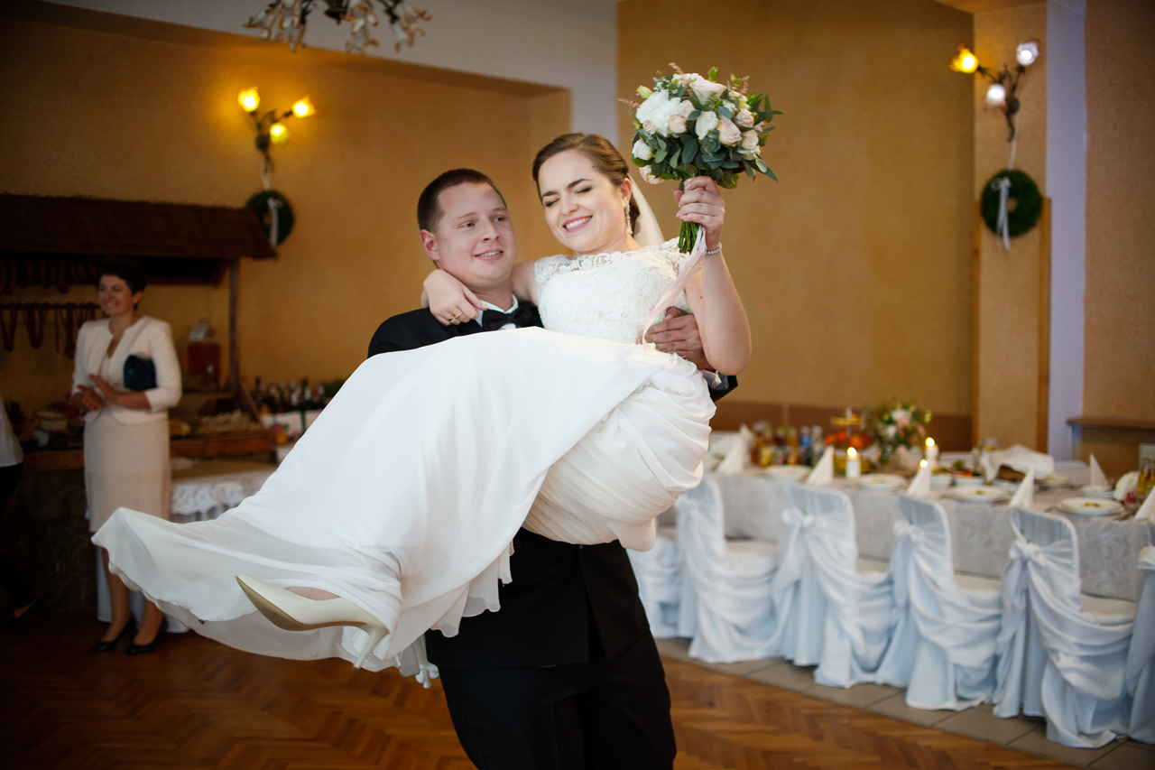 fotografia ślubna romantyczne wesele babice 2flyteam